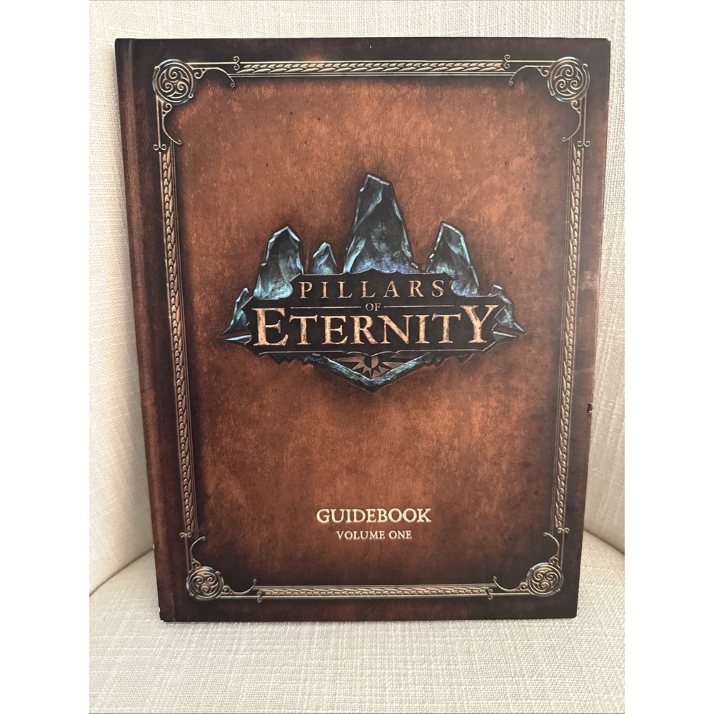 Dark‎ Horse Pillars of Eternity Guidebook Volume One First Edition Nov. 2014